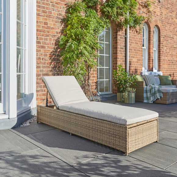 Carousel navigation image position 4 of 8