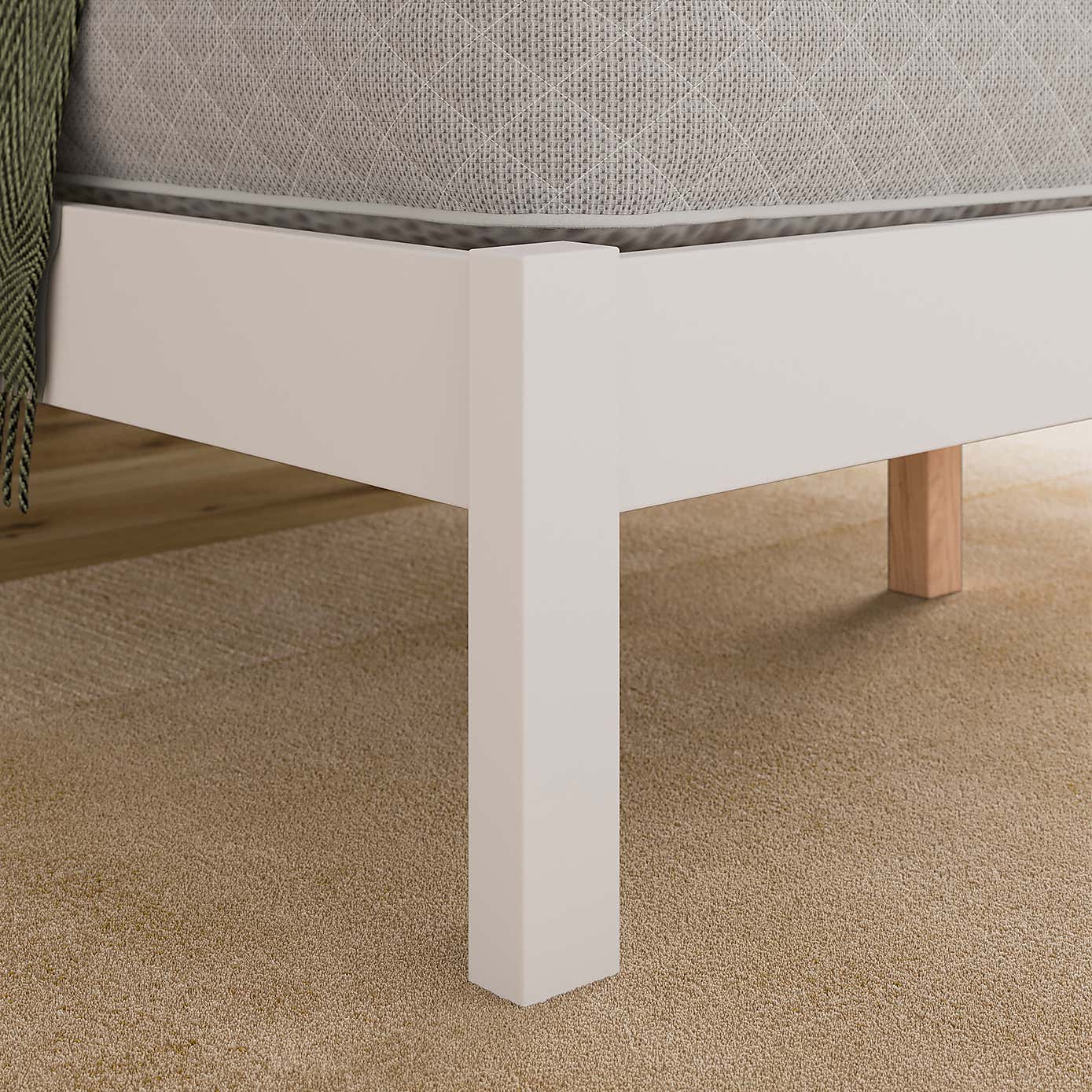 Carousel zoom image position 2 of 6