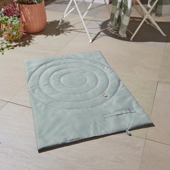 Carousel navigation image position 2 of 4