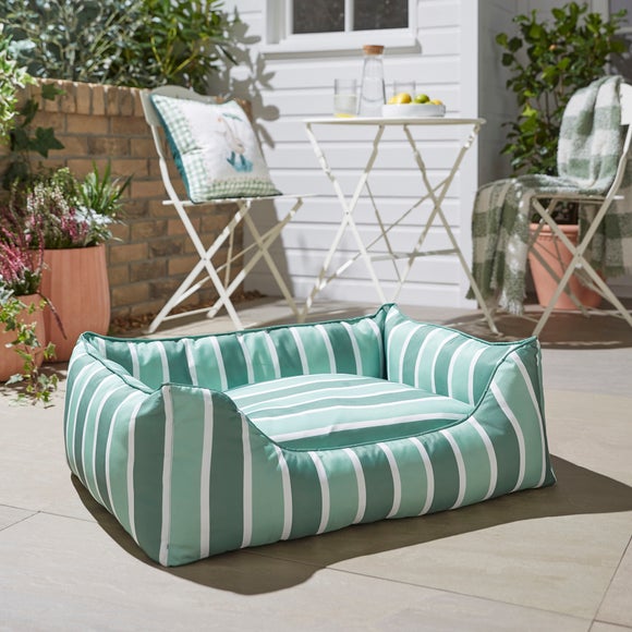 Carousel navigation image position 2 of 4