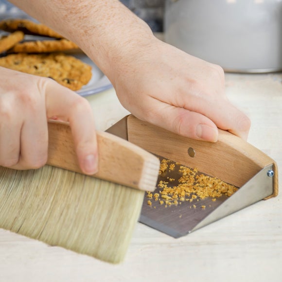 Carousel navigation image position 2 of 7