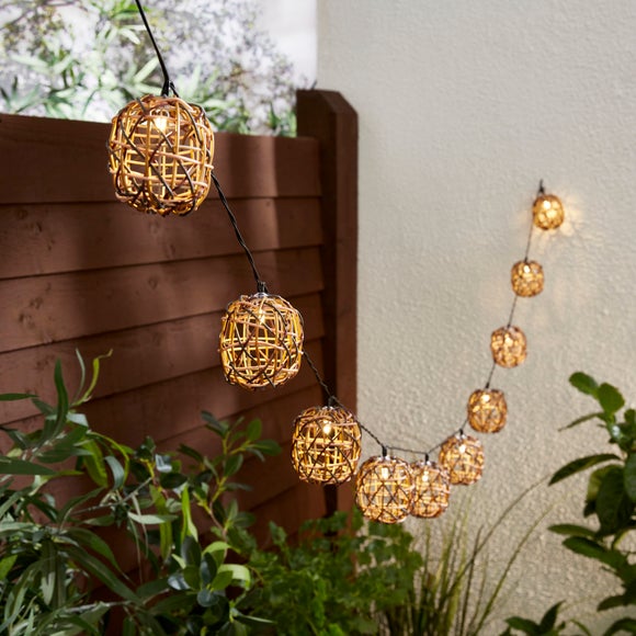 Woven Rattan 10 LED Solar String Lights