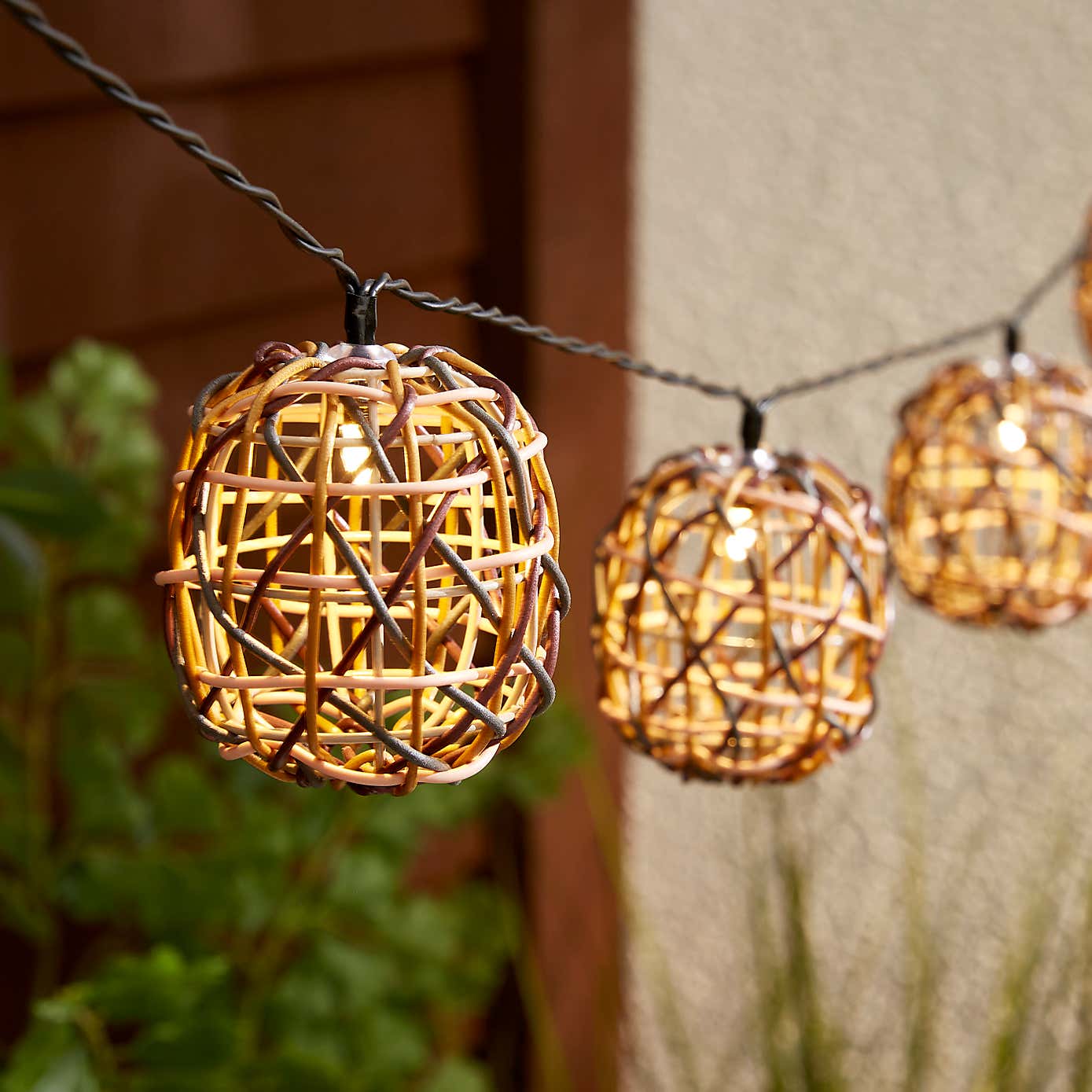 Carousel zoom image position 2 of 2