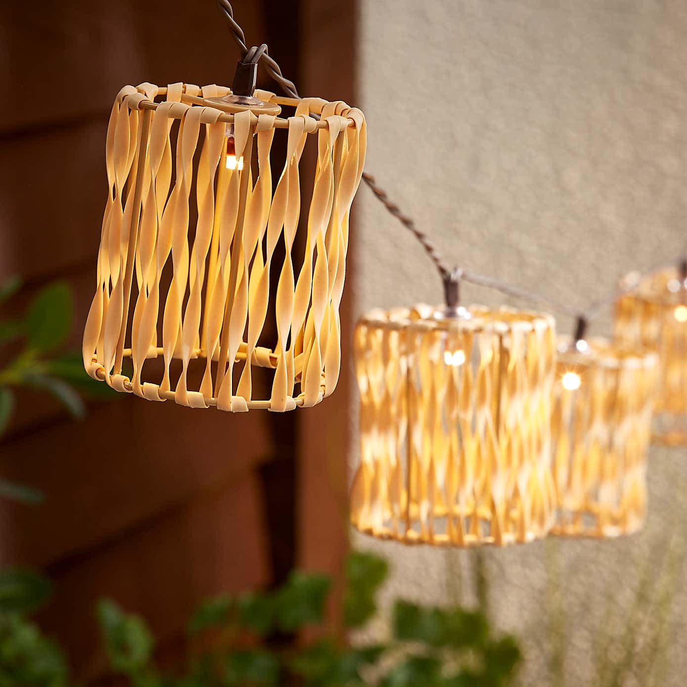 Carousel zoom image position 2 of 2