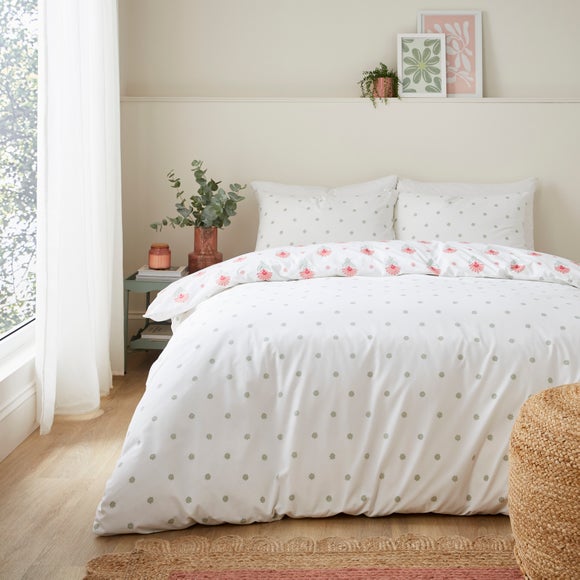 Carousel navigation image position 3 of 8