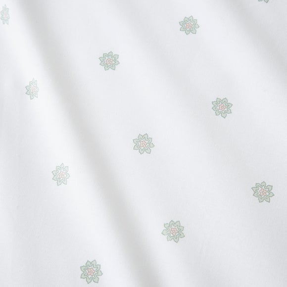 Carousel navigation image position 6 of 8