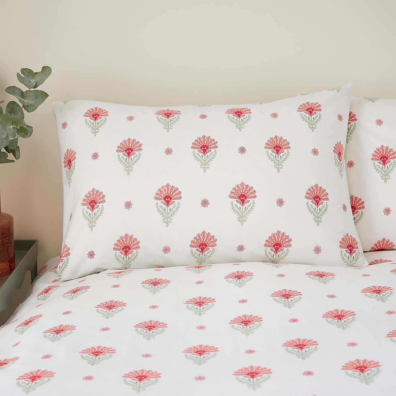 Carousel zoom image position 2 of 8