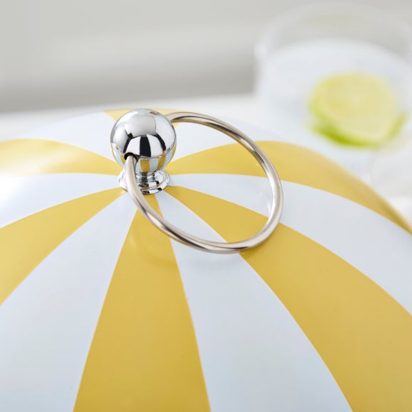 Carousel navigation image position 2 of 3