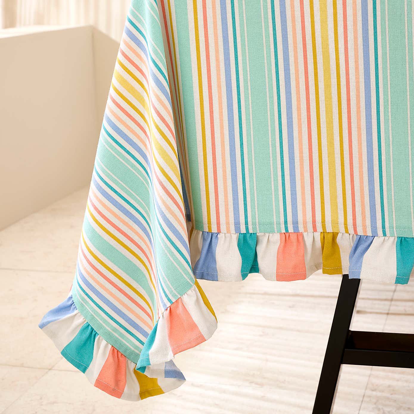 Carousel zoom image position 2 of 6