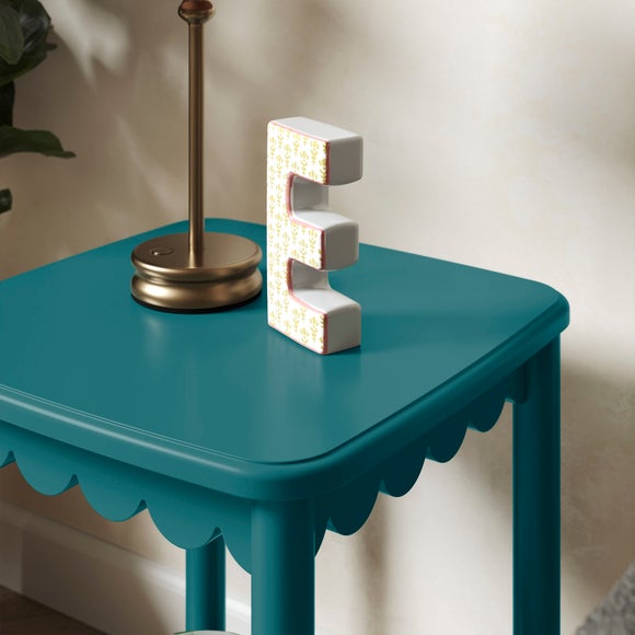 Carousel navigation image position 2 of 7