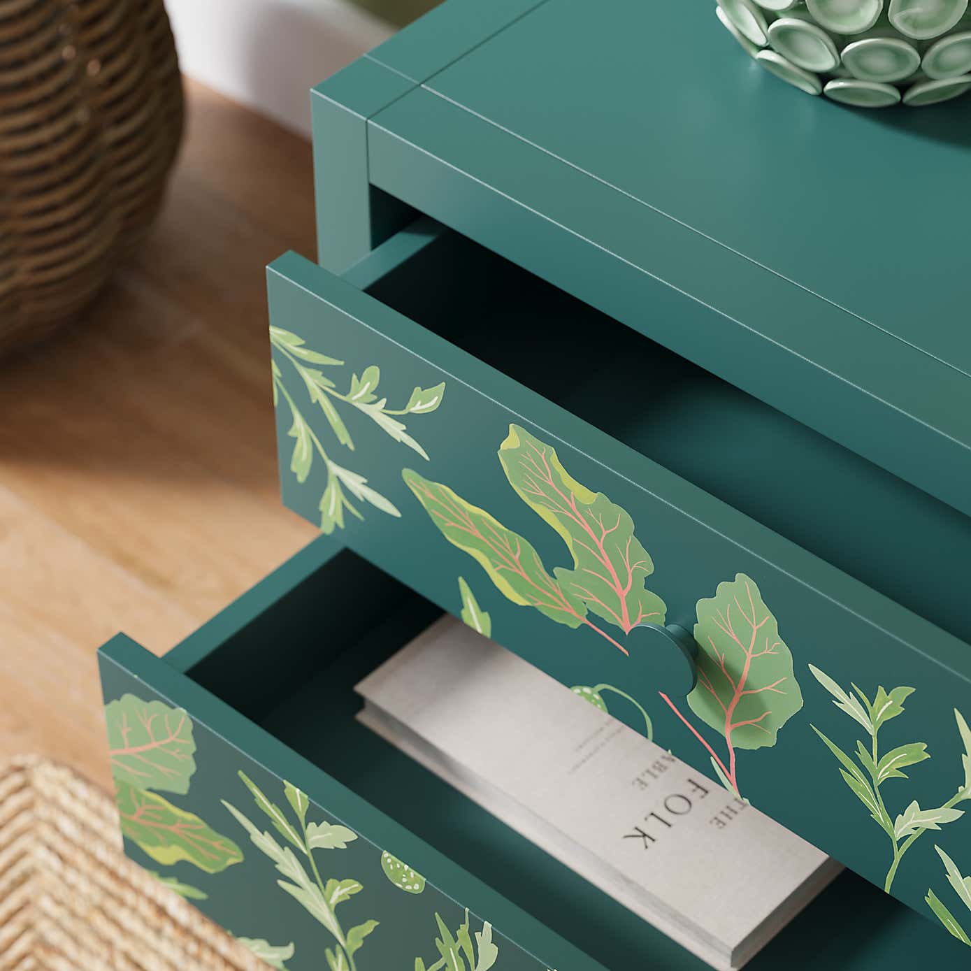 Carousel zoom image position 4 of 8