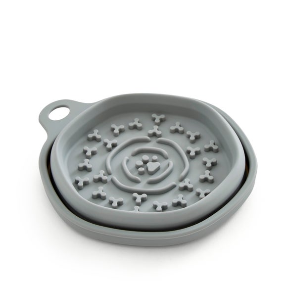 Carousel navigation image position 2 of 3