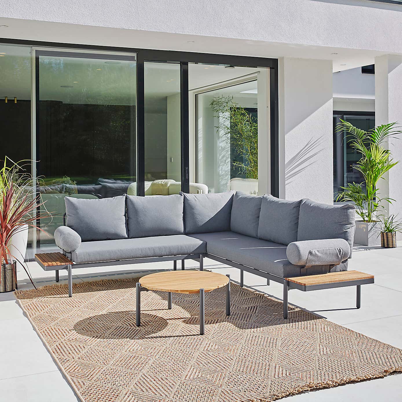 Carousel zoom image position 2 of 8