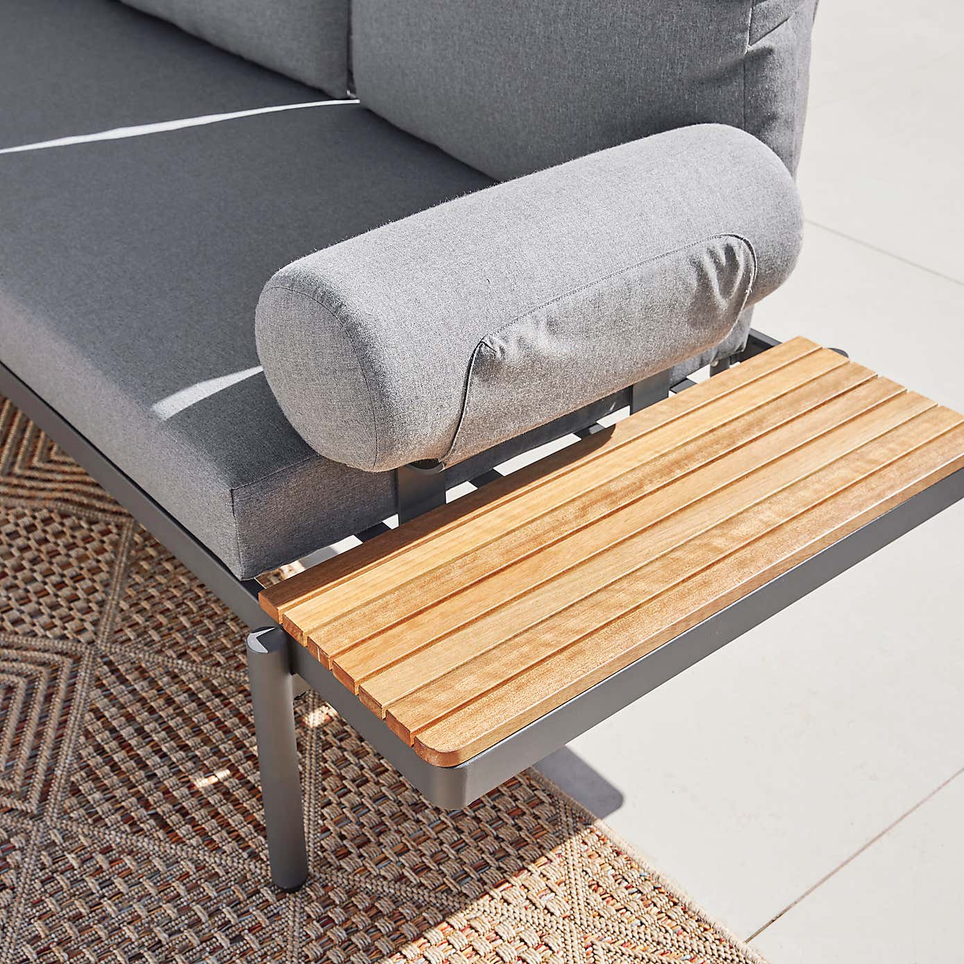 Carousel zoom image position 3 of 8