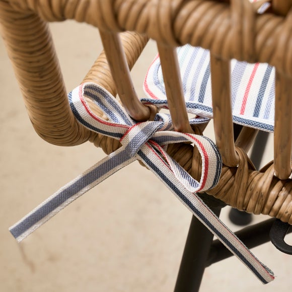 Carousel navigation image position 3 of 5