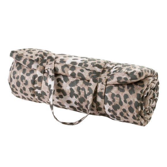 Carousel navigation image position 6 of 6