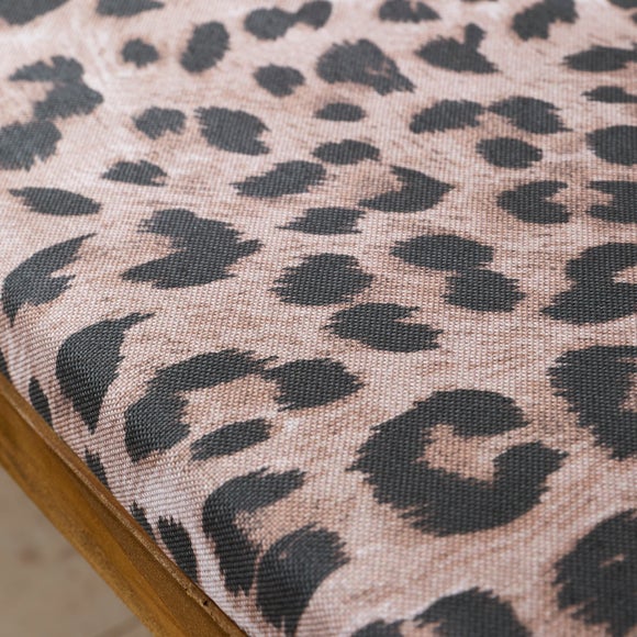 Carousel navigation image position 2 of 5