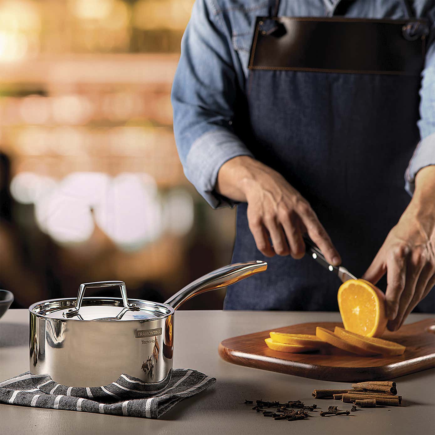 Carousel zoom image position 2 of 7