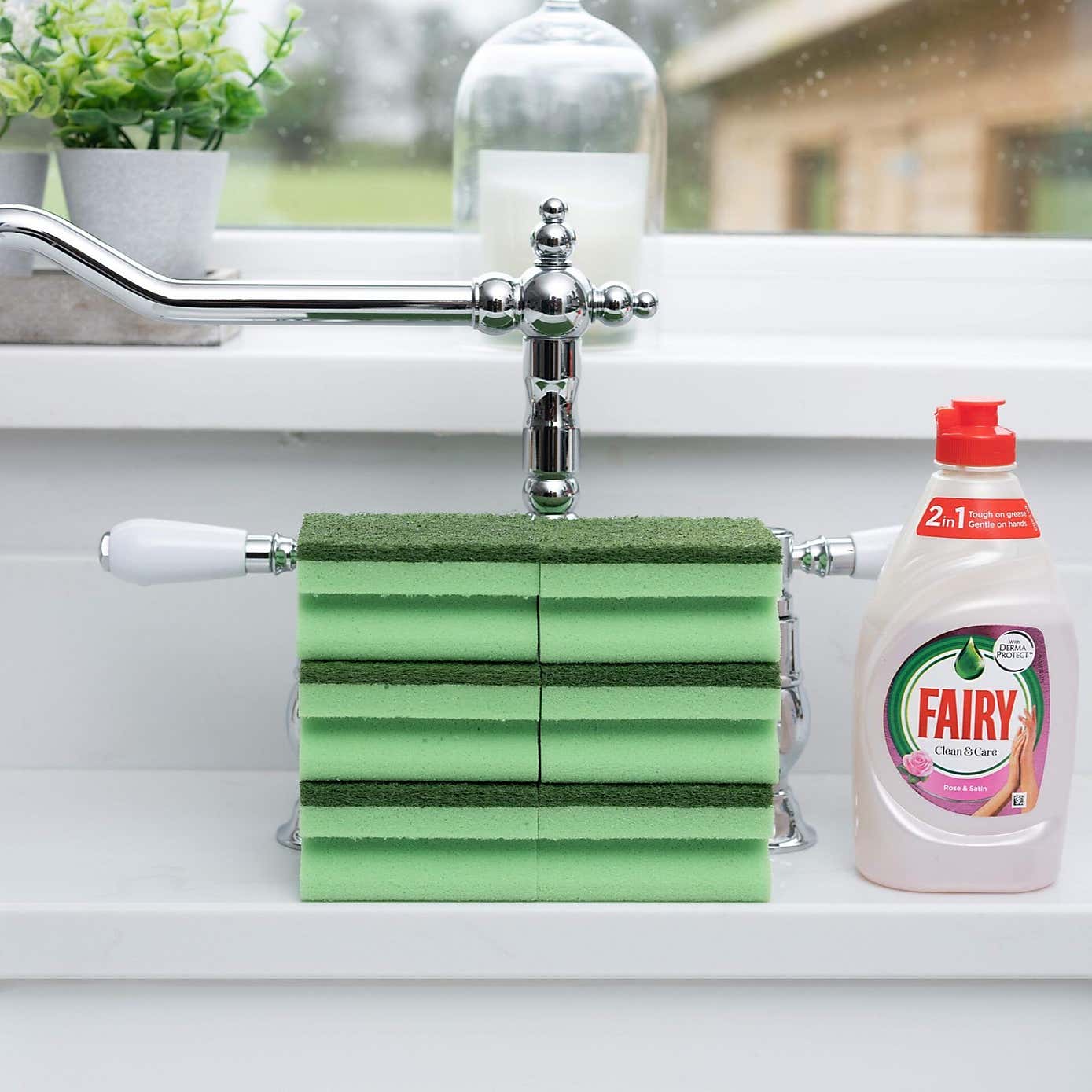 Carousel zoom image position 2 of 4