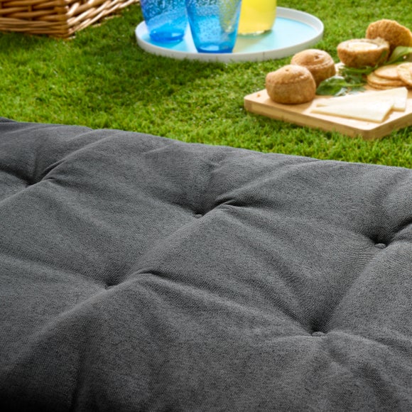 Carousel navigation image position 3 of 6