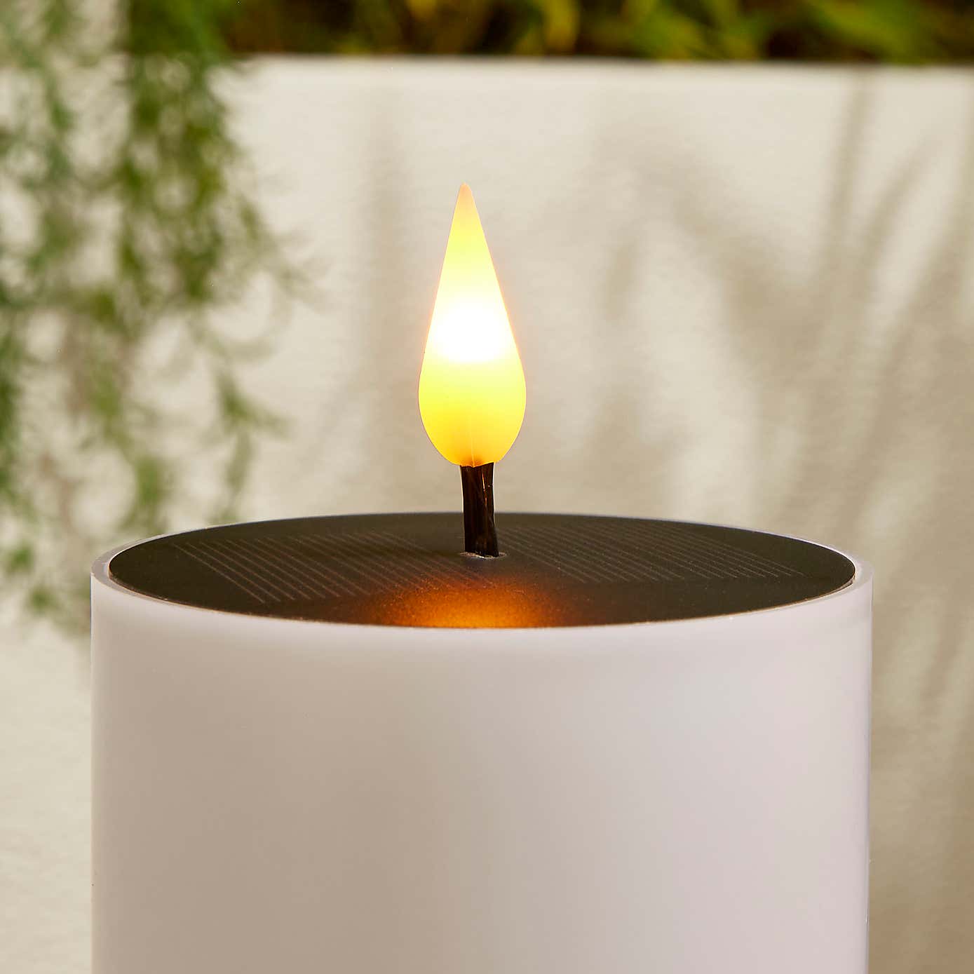 Carousel zoom image position 2 of 2