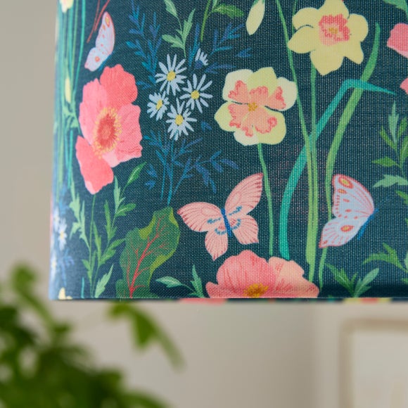 Carousel navigation image position 3 of 4