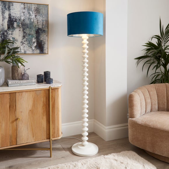 Carousel navigation image position 3 of 7