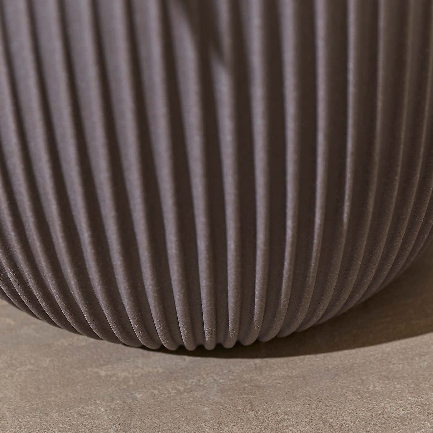 Carousel zoom image position 2 of 2