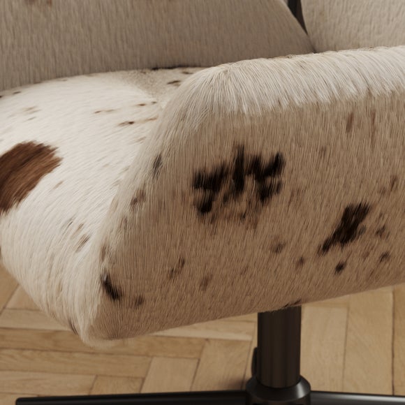 Carousel navigation image position 4 of 6