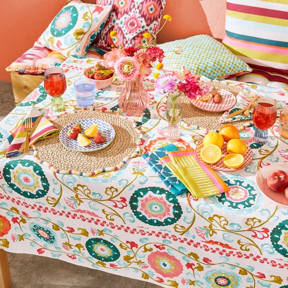 Carousel navigation image position 2 of 4