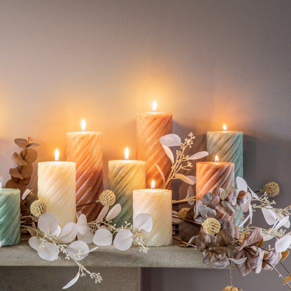 Carousel navigation image position 3 of 4