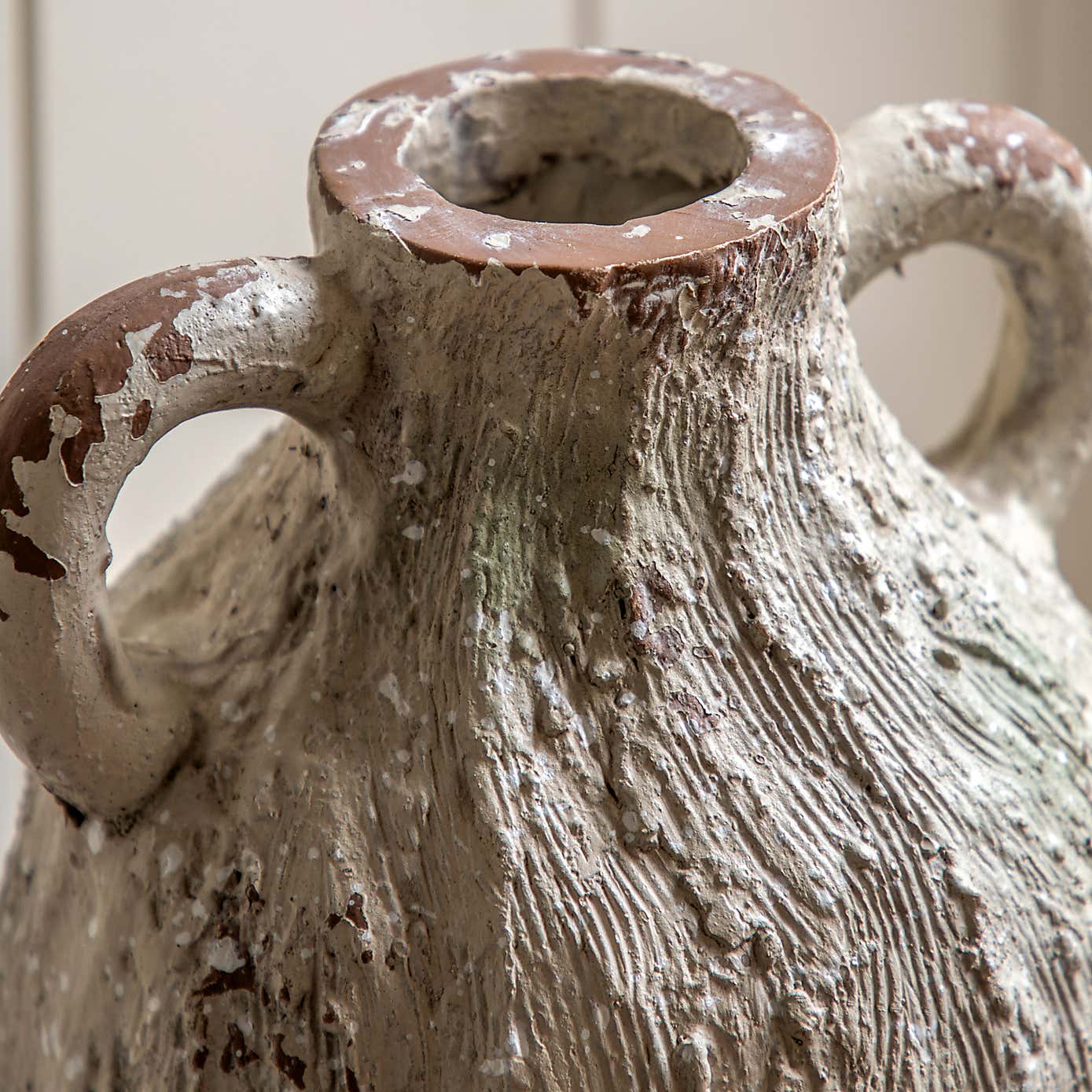 Carousel zoom image position 2 of 8