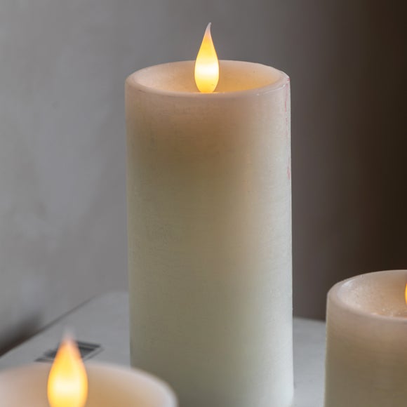 Carousel navigation image position 3 of 6