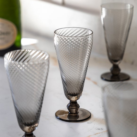 Carousel navigation image position 2 of 6