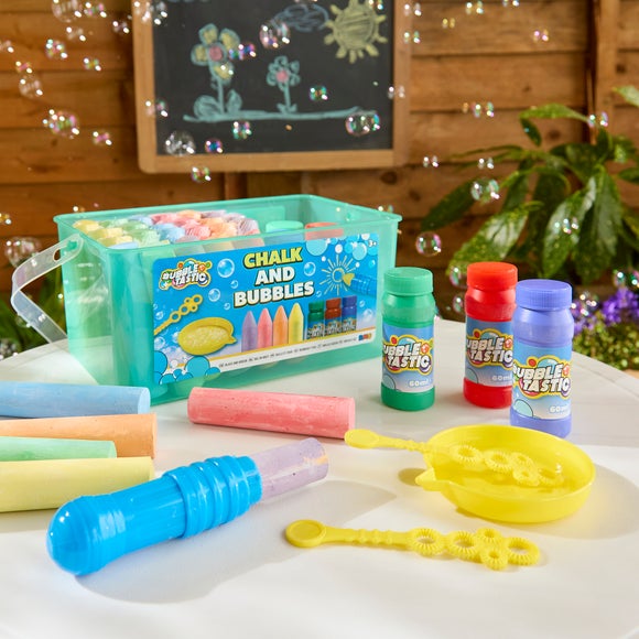 40 Piece Bubble & Chalk Set