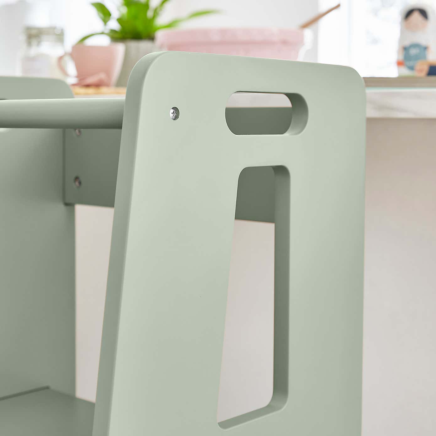 Carousel zoom image position 2 of 3