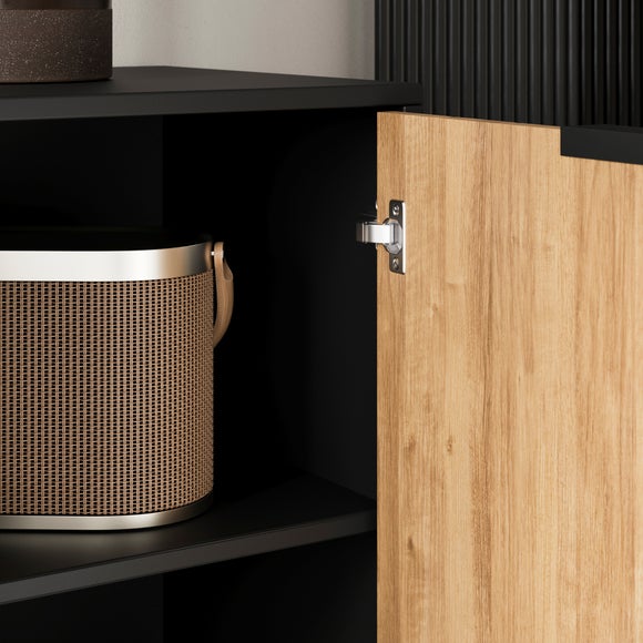 Carousel navigation image position 4 of 7