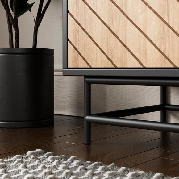 Carousel navigation image position 5 of 7