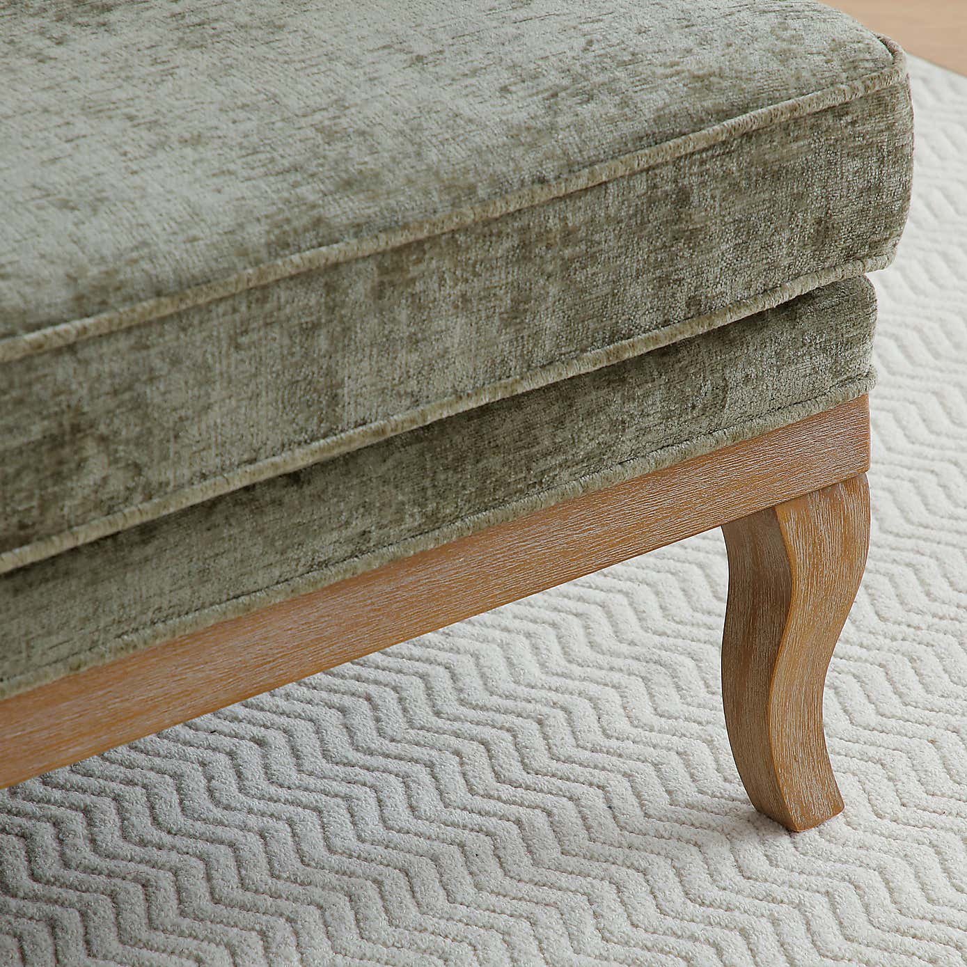 Carousel zoom image position 5 of 9