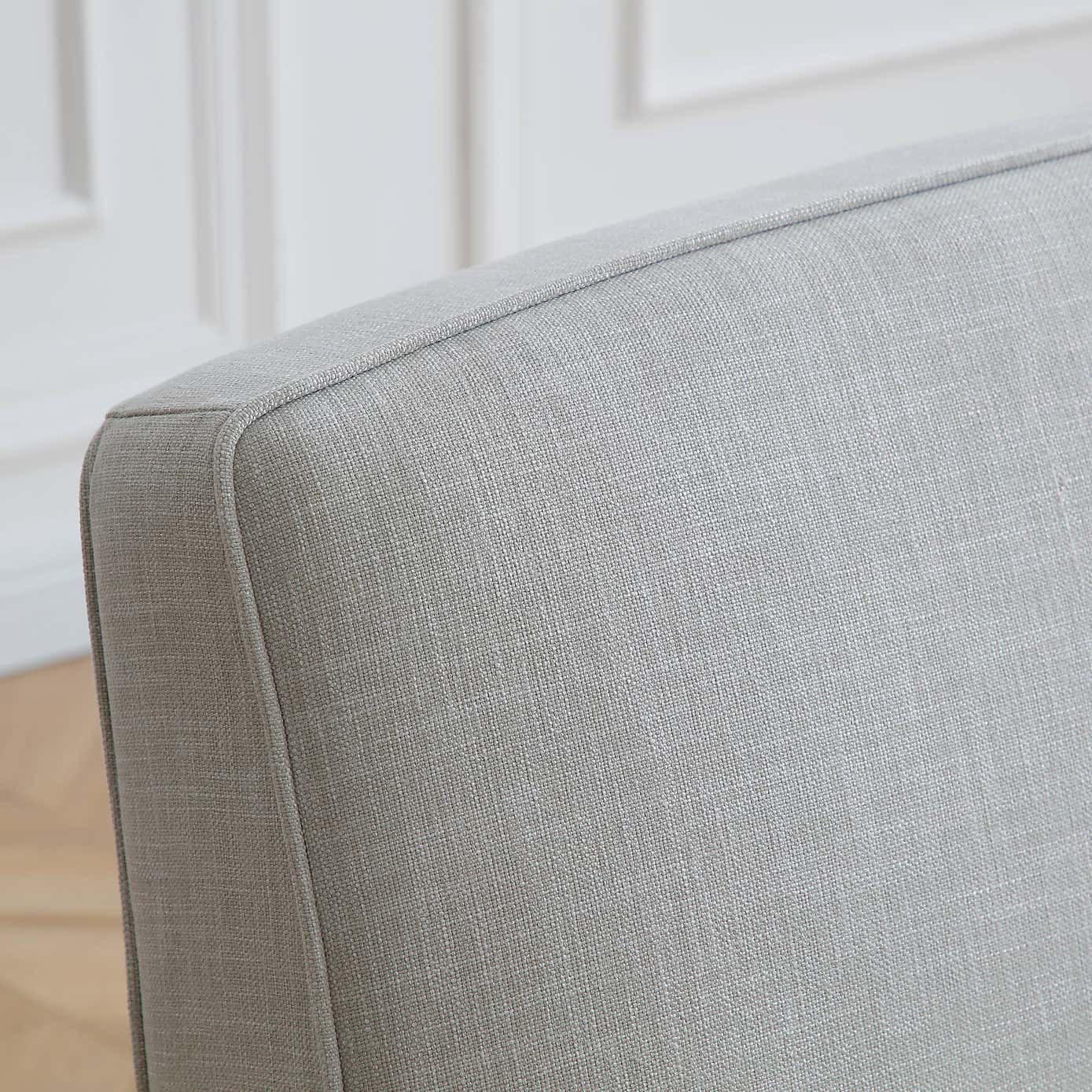 Carousel zoom image position 6 of 9