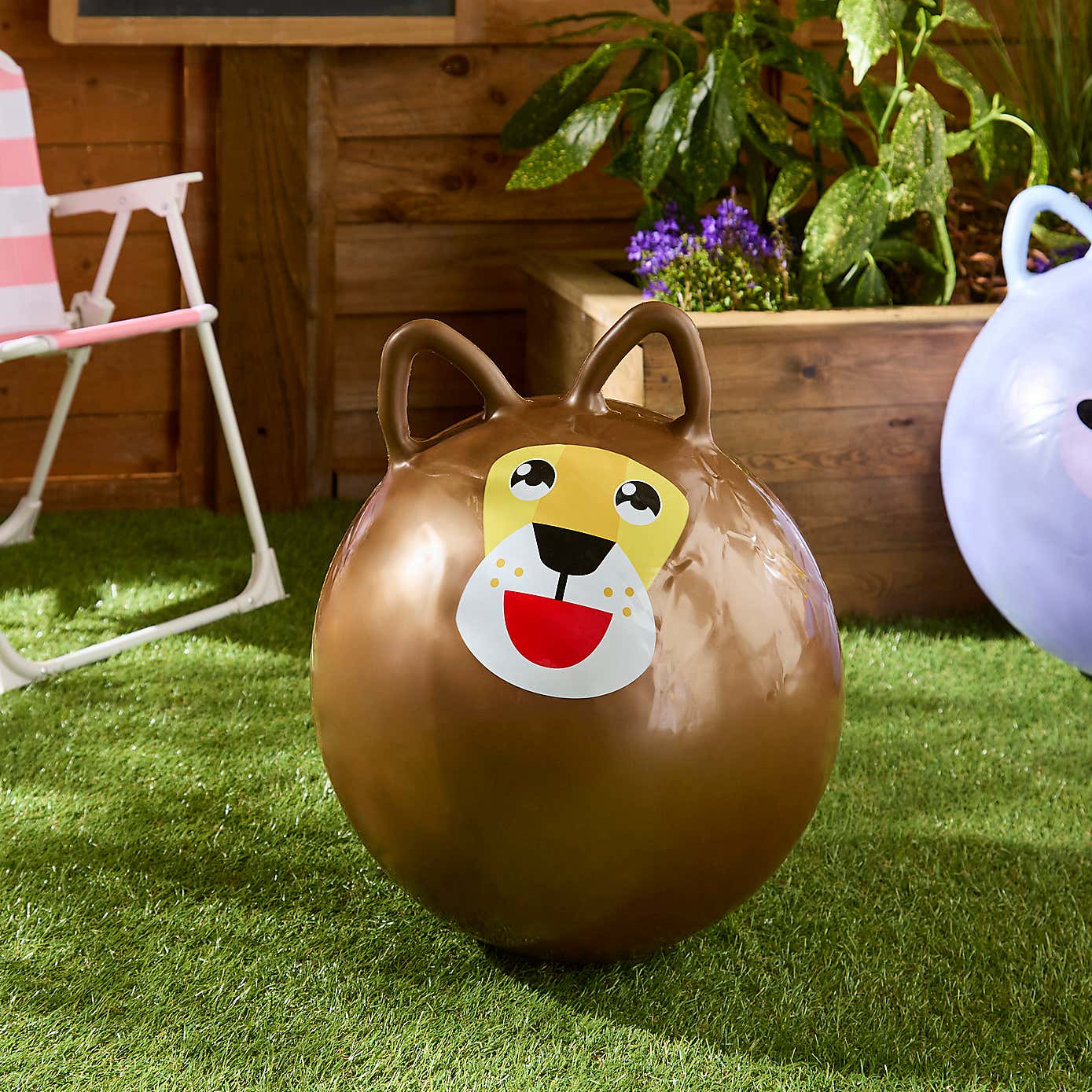 Carousel zoom image position 3 of 8