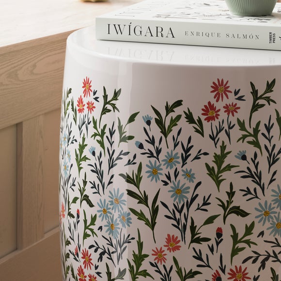 Carousel navigation image position 2 of 8