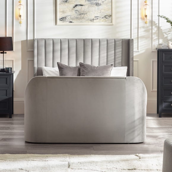 Carousel navigation image position 3 of 9