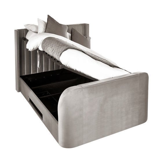 Carousel navigation image position 5 of 9