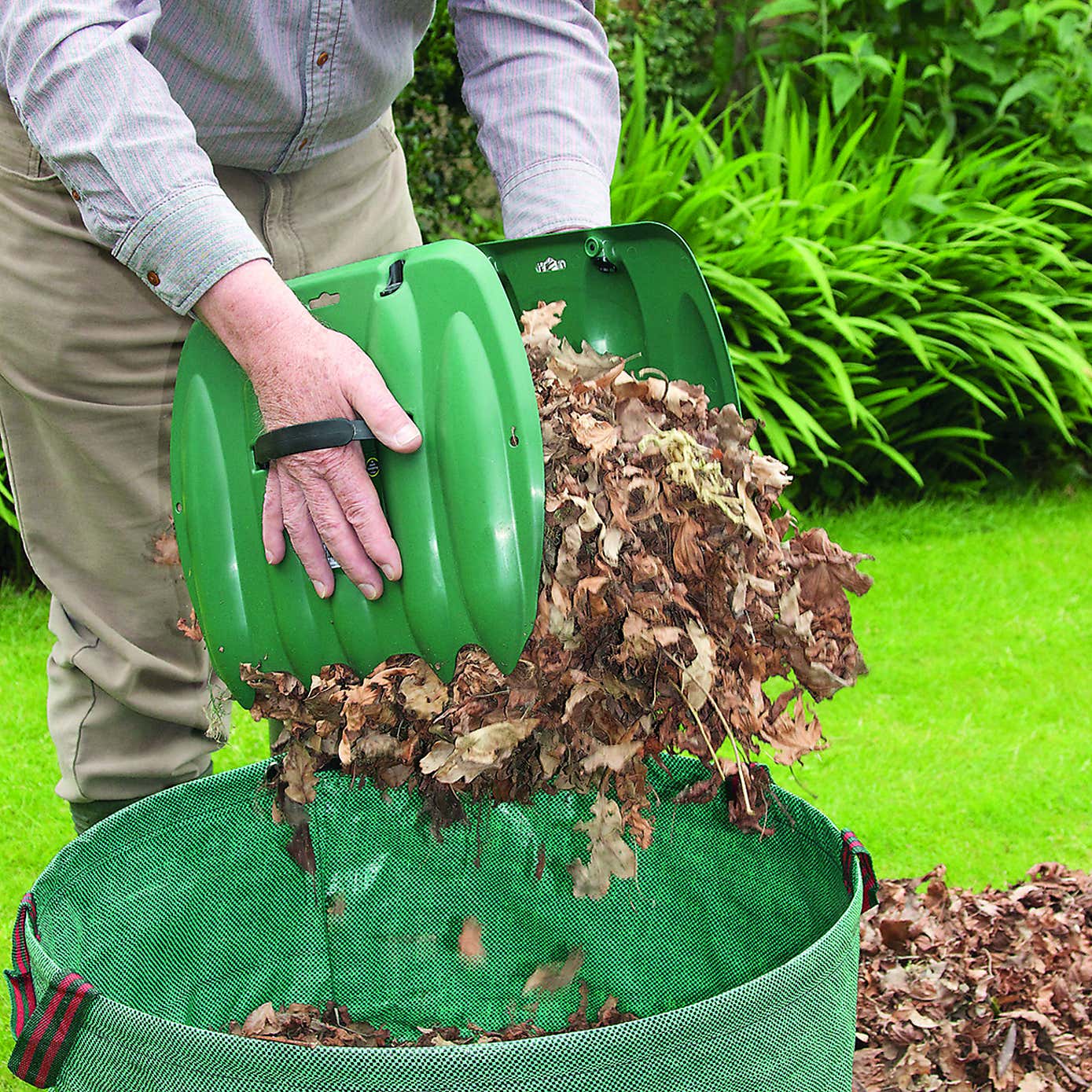 Carousel zoom image position 3 of 3