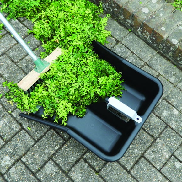 Carousel navigation image position 4 of 9