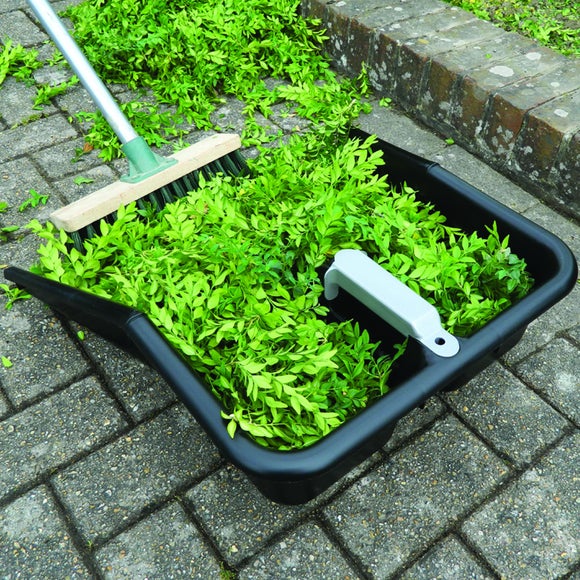 Carousel navigation image position 5 of 9