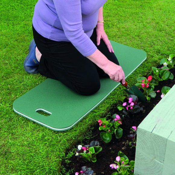 Carousel navigation image position 4 of 5