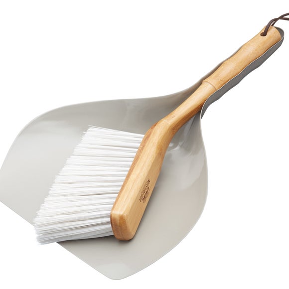 Carousel navigation image position 3 of 5