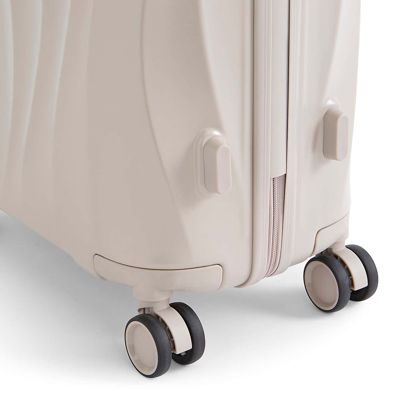 Carousel zoom image position 2 of 4